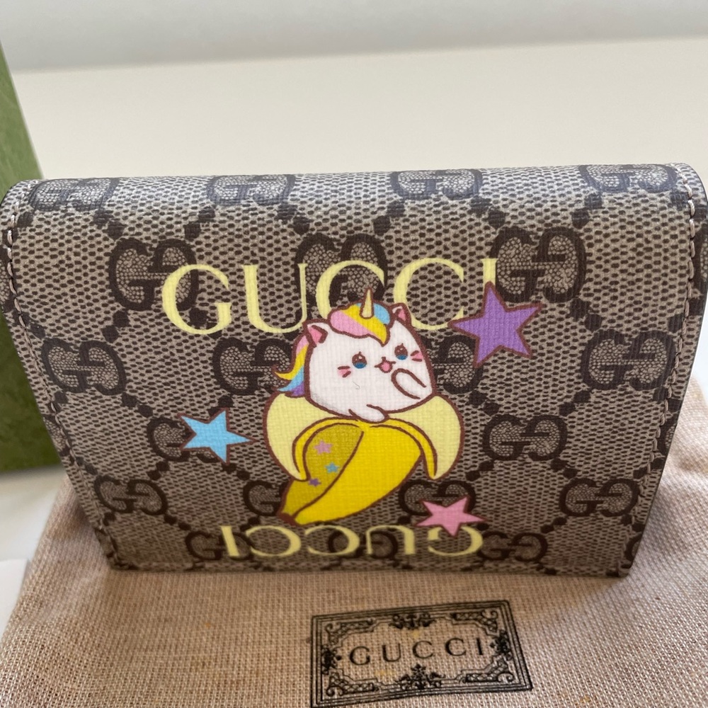 BRAND NEW! GUCCI Beige GG Supreme Canvas Rainbow and Stars Bananya wallet